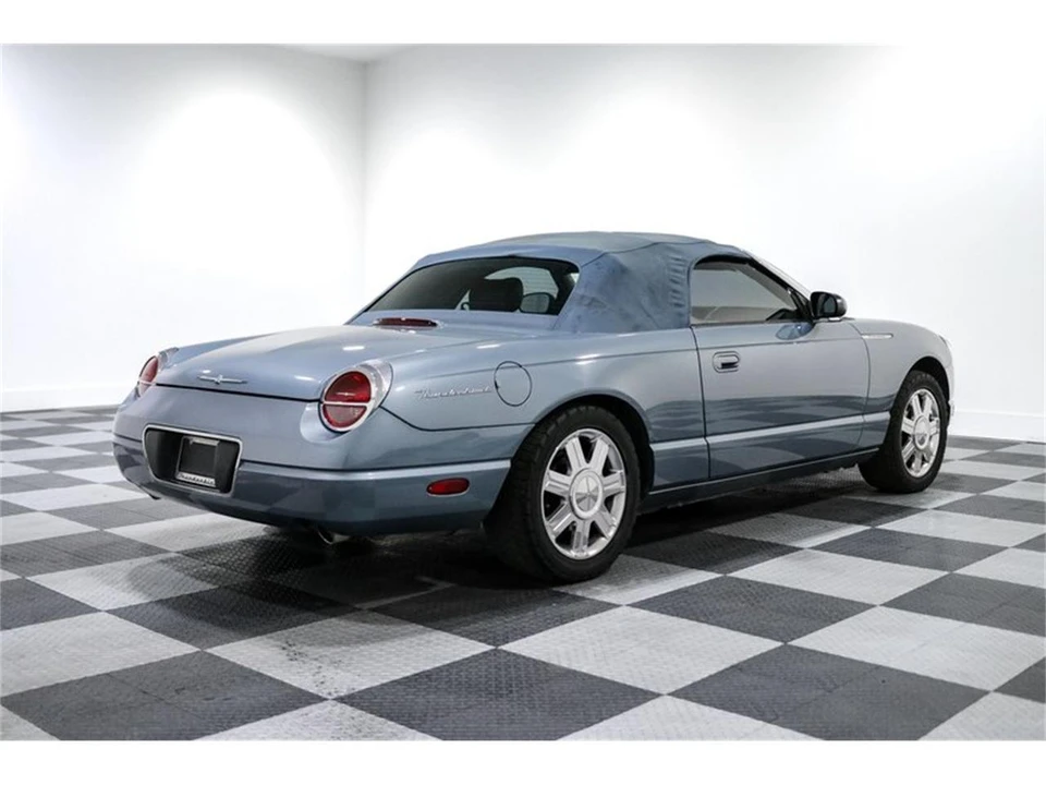 2005 Ford Thunderbird 11th Gen - Image 14 of 31