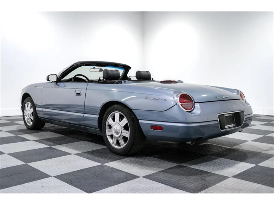 2005 Ford Thunderbird 11th Gen - Image 11 of 31