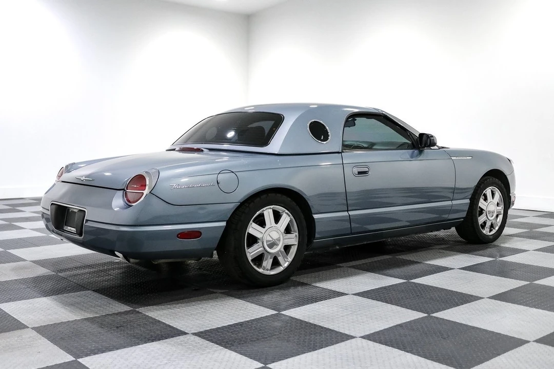 2005 Ford Thunderbird 11th Gen - Image 15 of 31
