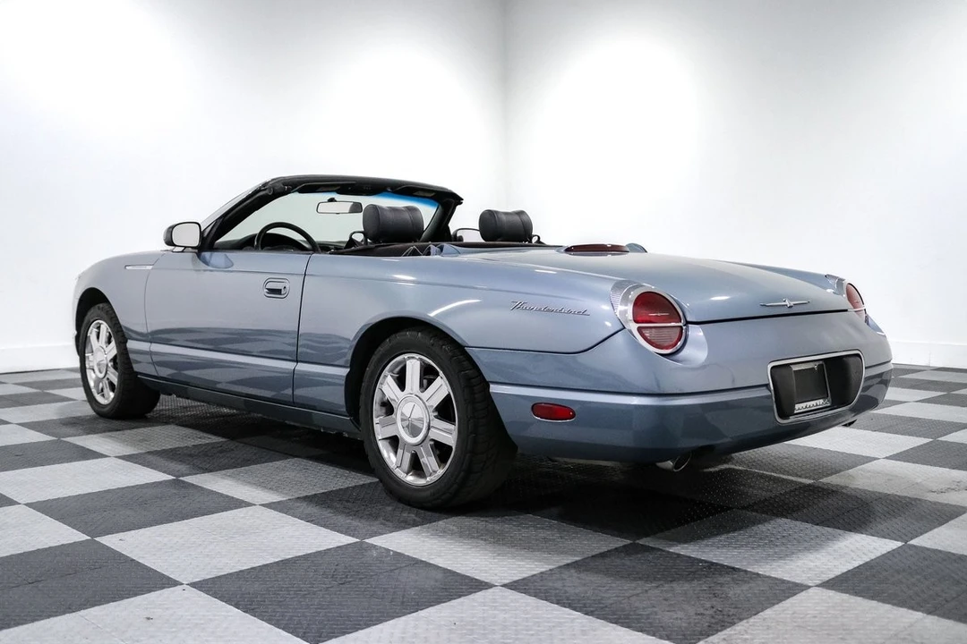 2005 Ford Thunderbird 11th Gen - Image 11 of 31