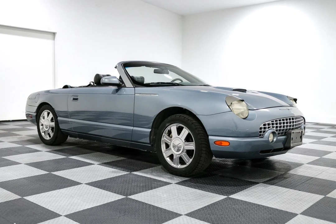 2005 Ford Thunderbird 11th Gen - Image 3 of 31