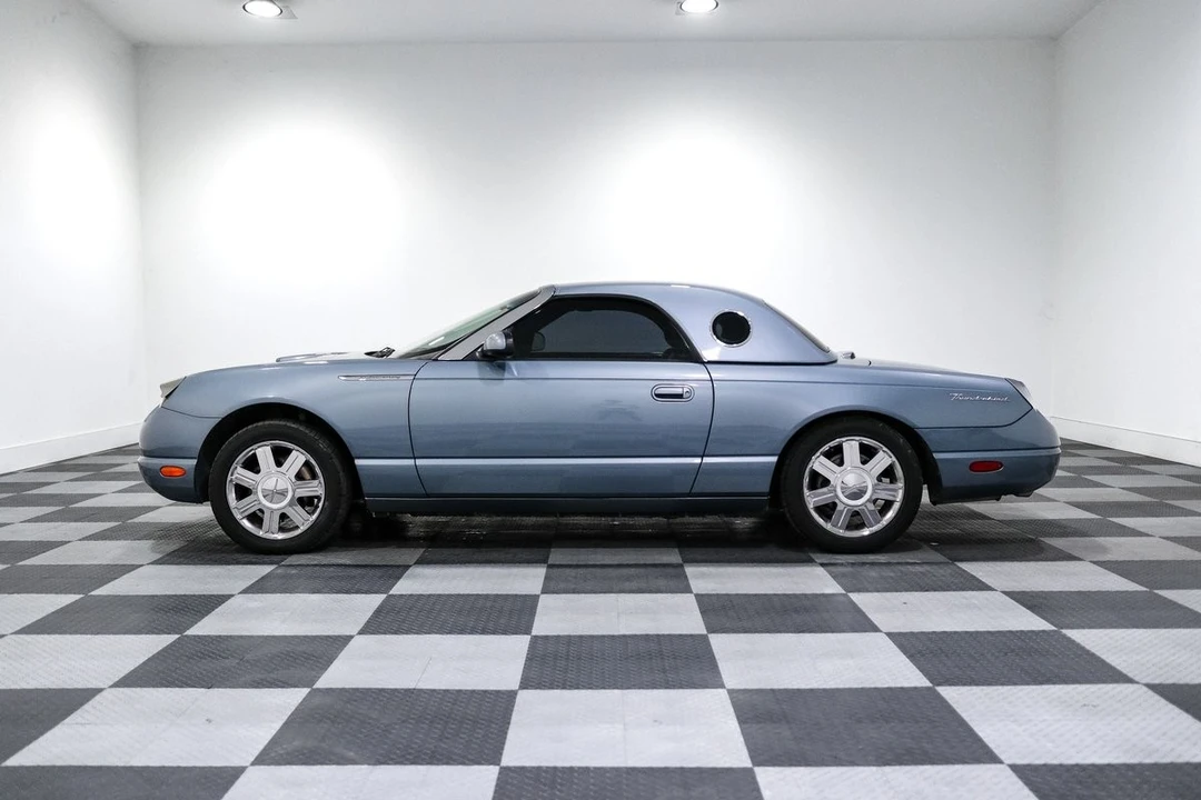2005 Ford Thunderbird 11th Gen - Image 8 of 31