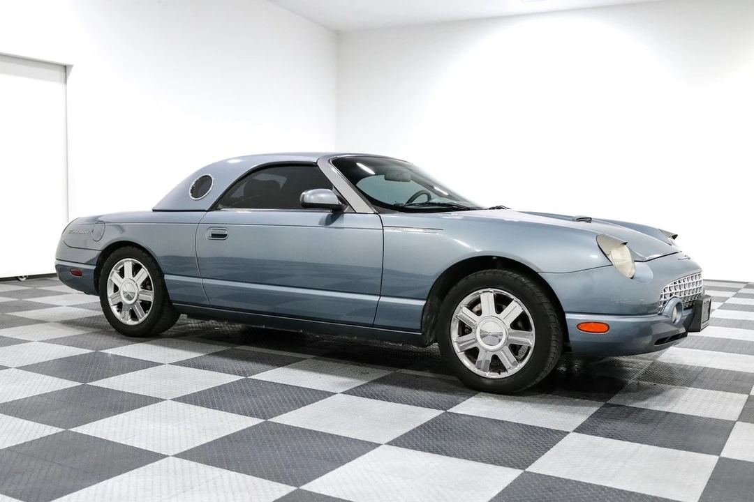 2005 Ford Thunderbird 11th Gen - Image 16 of 31