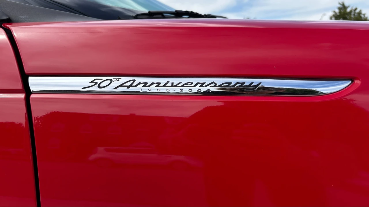 2005 Ford Thunderbird 11th Gen - Image 20 of 26