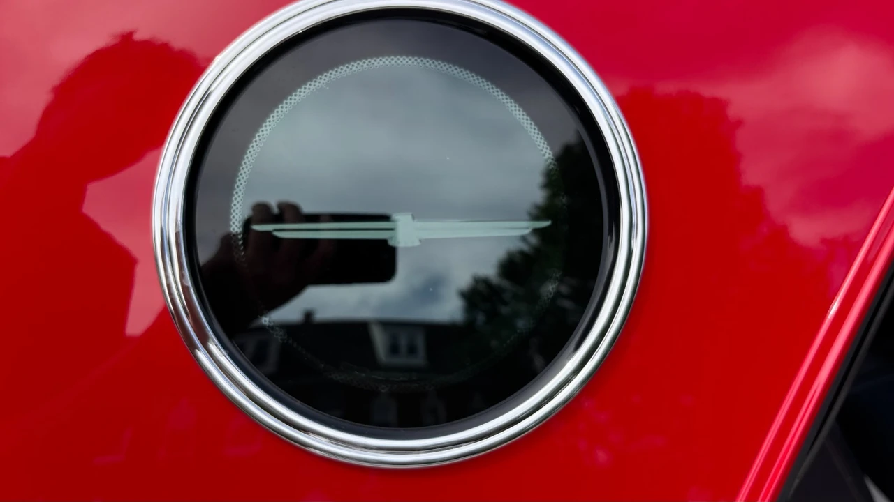 2005 Ford Thunderbird 11th Gen - Image 18 of 26