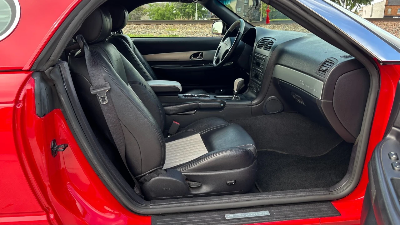 2005 Ford Thunderbird 11th Gen - Image 15 of 26