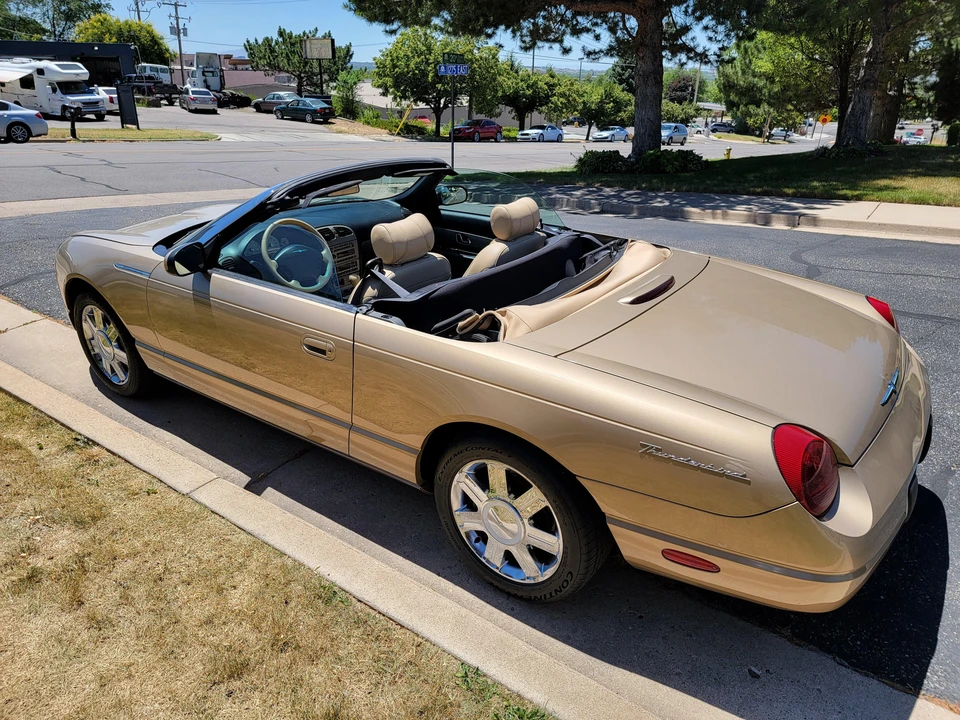 2005 Ford Thunderbird 11th Gen - Image 10 of 14