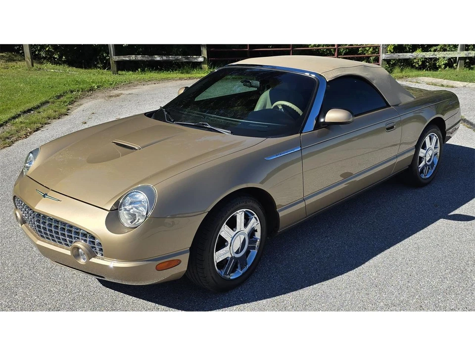 2005 Ford Thunderbird 11th Gen - Image 2 of 31