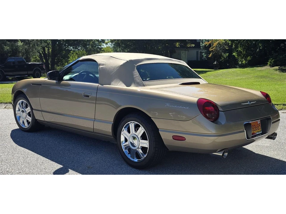 2005 Ford Thunderbird 11th Gen - Image 7 of 31