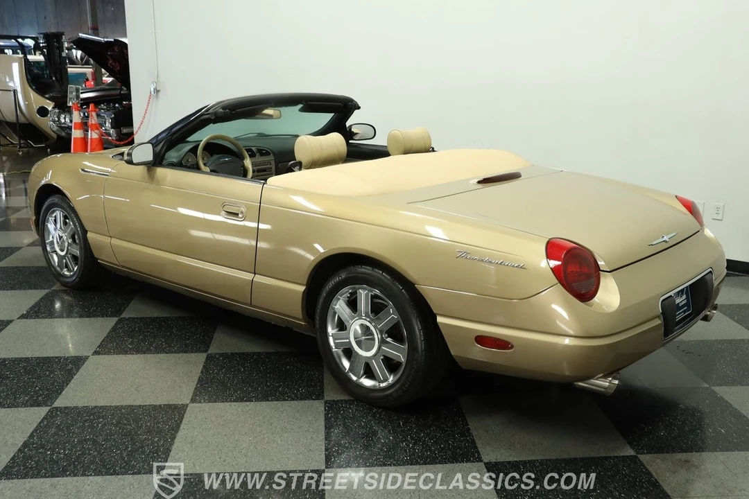 2005 Ford Thunderbird 11th Gen - Image 7 of 12