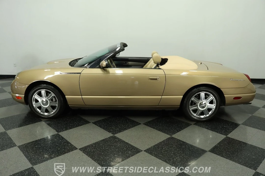 2005 Ford Thunderbird 11th Gen - Image 3 of 12