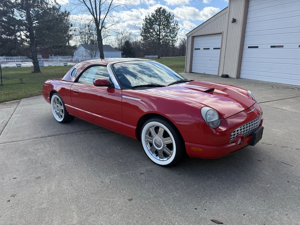 2005 Ford Thunderbird 11th Gen - Image 3 of 11