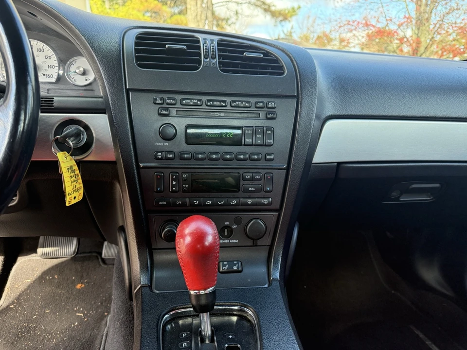 2005 Ford Thunderbird 11th Gen - Image 8 of 11