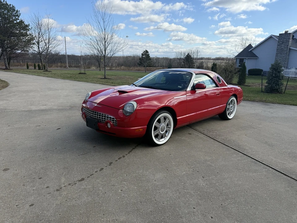 2005 Ford Thunderbird 11th Gen - Image 4 of 11