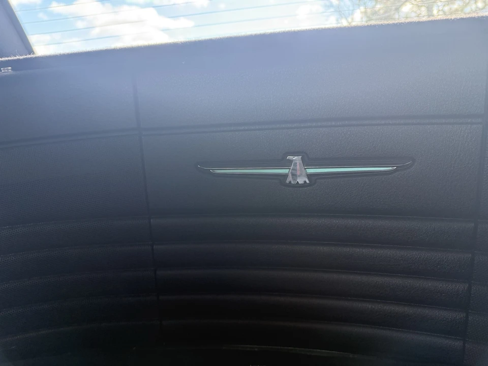 2005 Ford Thunderbird 11th Gen - Image 7 of 11