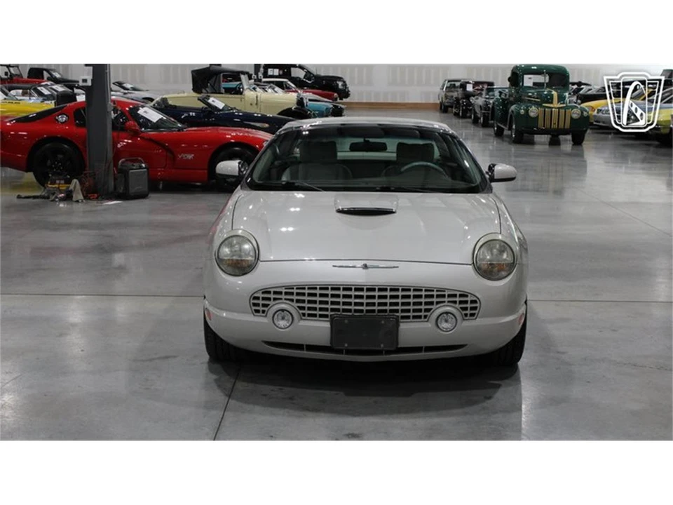 2005 Ford Thunderbird 11th Gen - Image 23 of 31