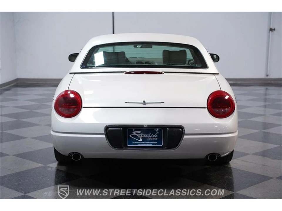 2005 Ford Thunderbird 11th Gen - Image 10 of 31