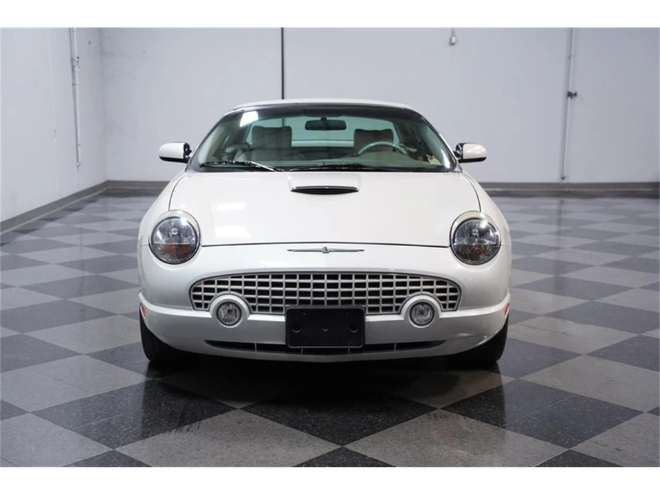2005 Ford Thunderbird 11th Gen - Image 16 of 31