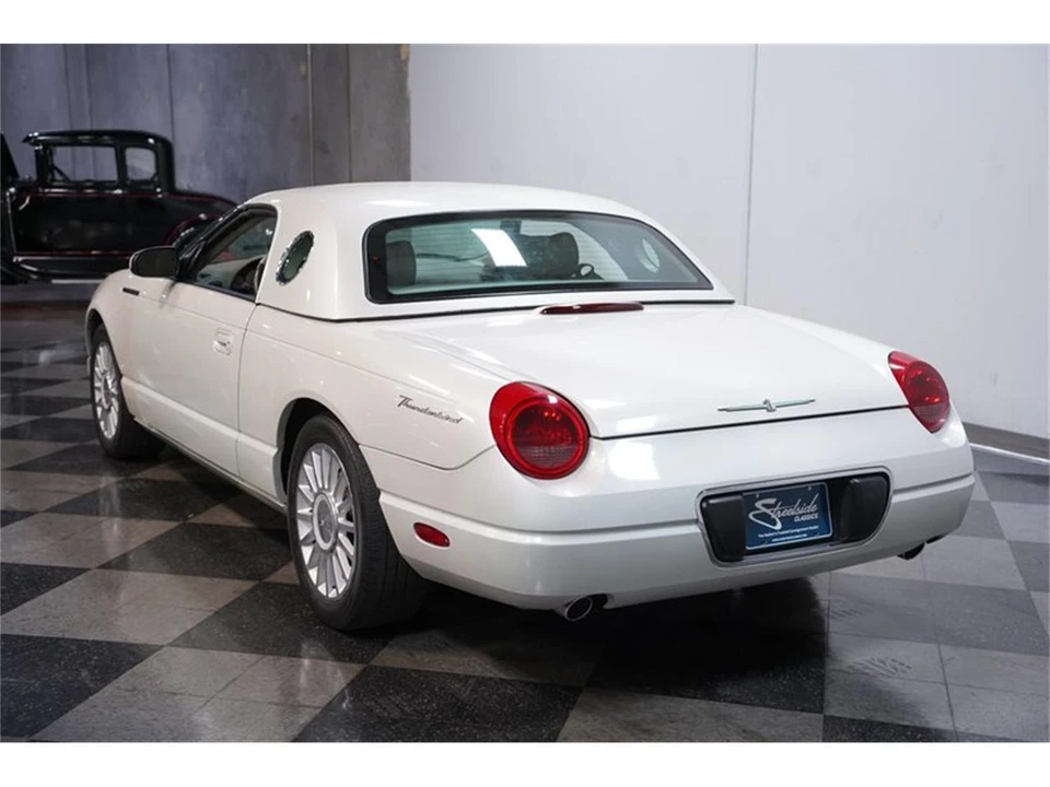 2005 Ford Thunderbird 11th Gen - Image 9 of 31