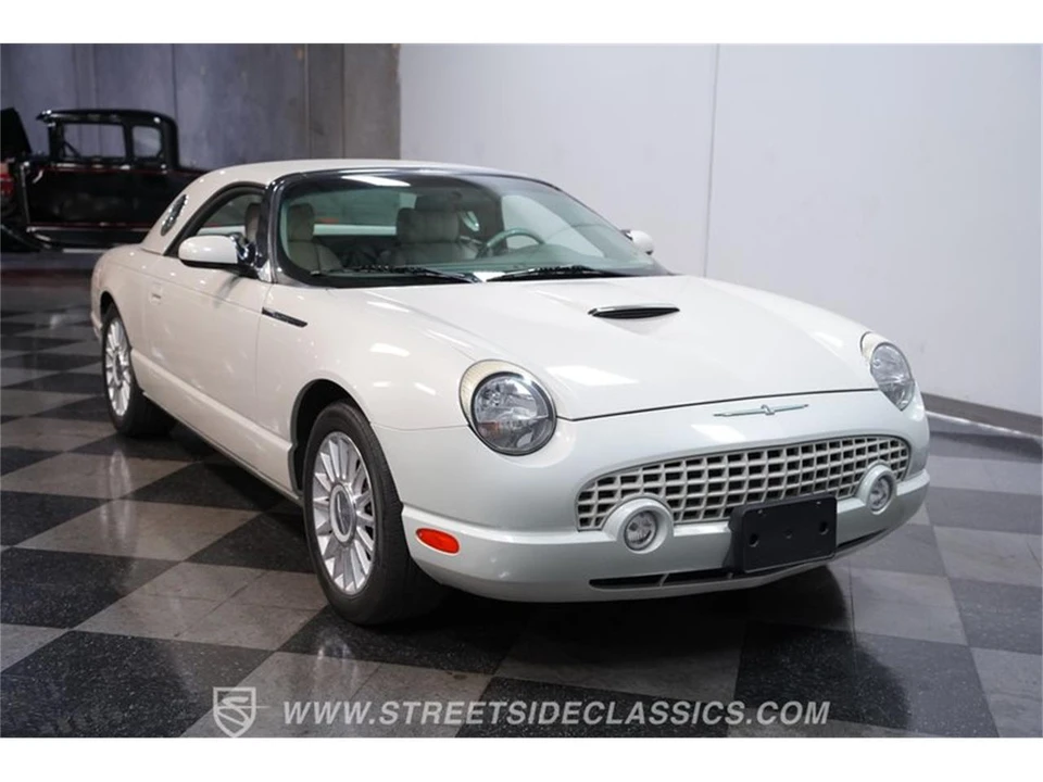 2005 Ford Thunderbird 11th Gen - Image 15 of 31