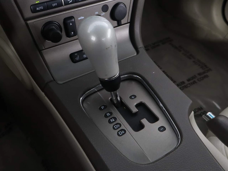 2005 Ford Thunderbird 11th Gen - Image 10 of 16