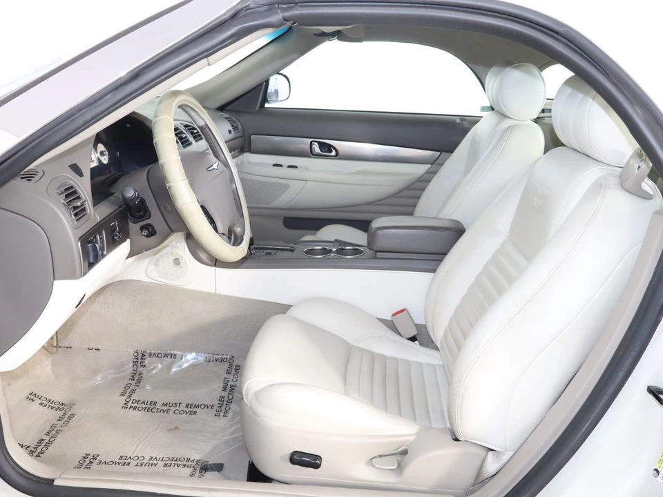 2005 Ford Thunderbird 11th Gen - Image 13 of 16