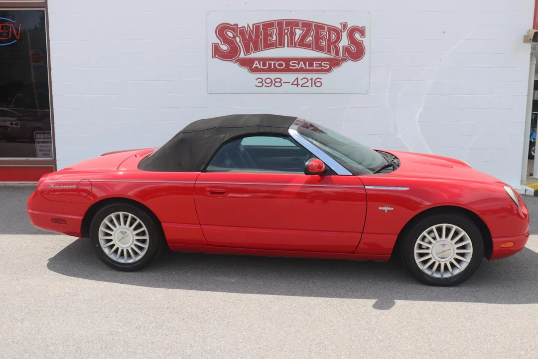 2005 Ford Thunderbird 11th Gen - Image 2 of 17