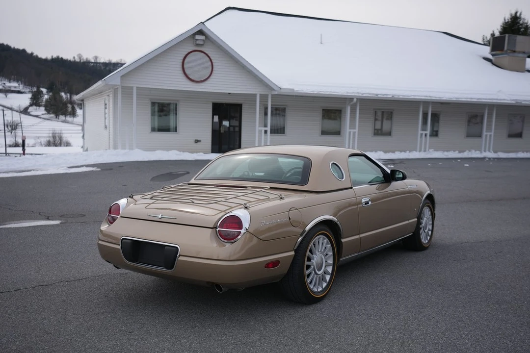 2005 Ford Thunderbird 11th Gen - Image 8 of 21