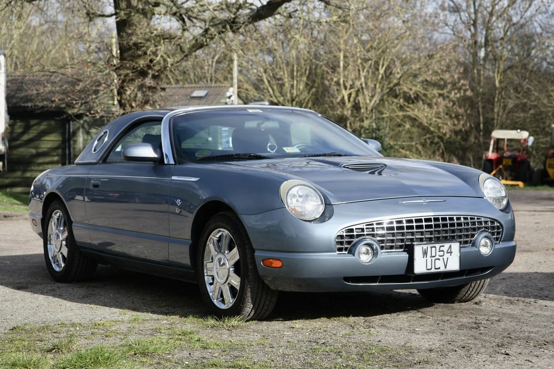 2005 Ford Thunderbird 11th Gen - Image 18 of 30