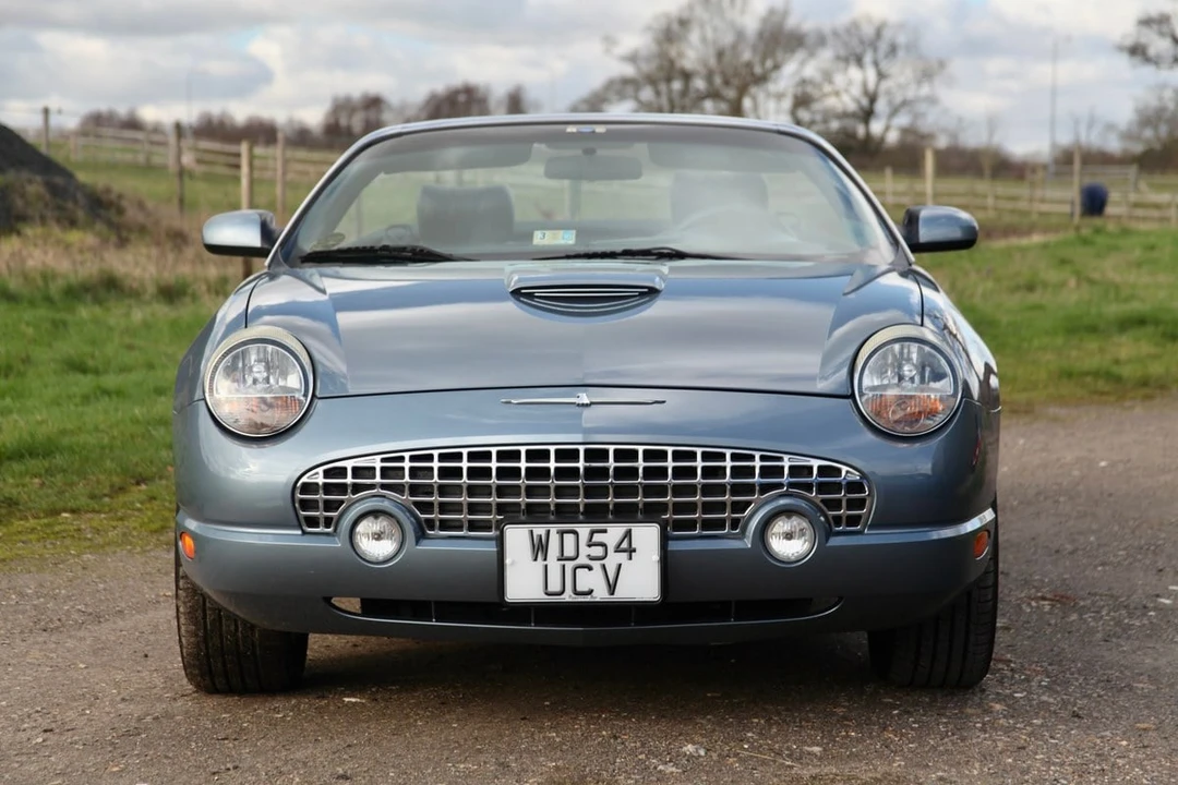 2005 Ford Thunderbird 11th Gen - Image 11 of 30