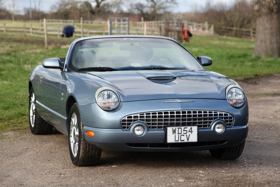 2005 Ford Thunderbird 11th Gen - Image 3 of 30