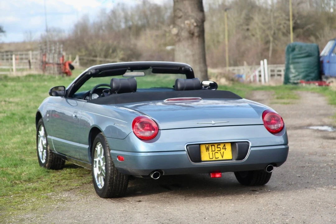 2005 Ford Thunderbird 11th Gen - Image 14 of 30
