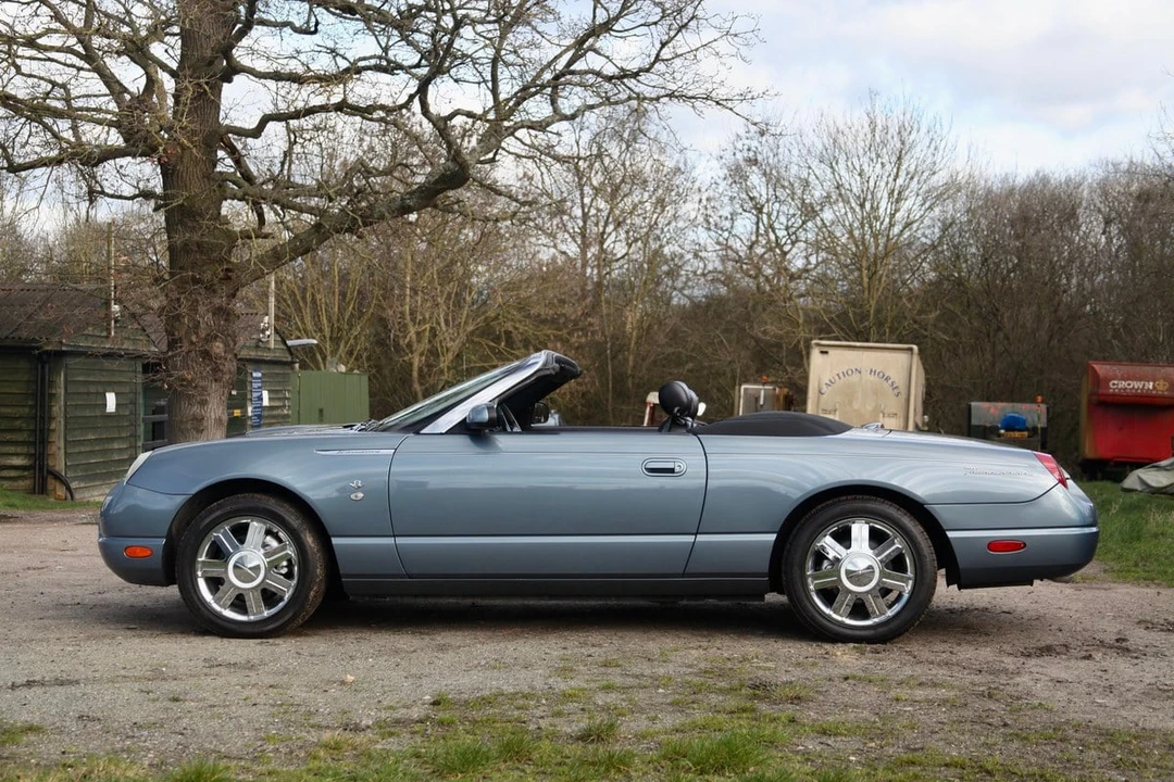 2005 Ford Thunderbird 11th Gen - Image 7 of 30