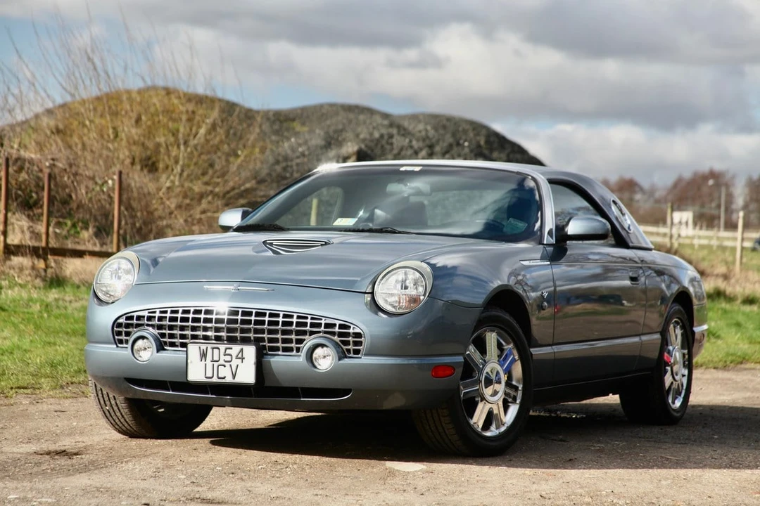 2005 Ford Thunderbird 11th Gen - Image 22 of 30
