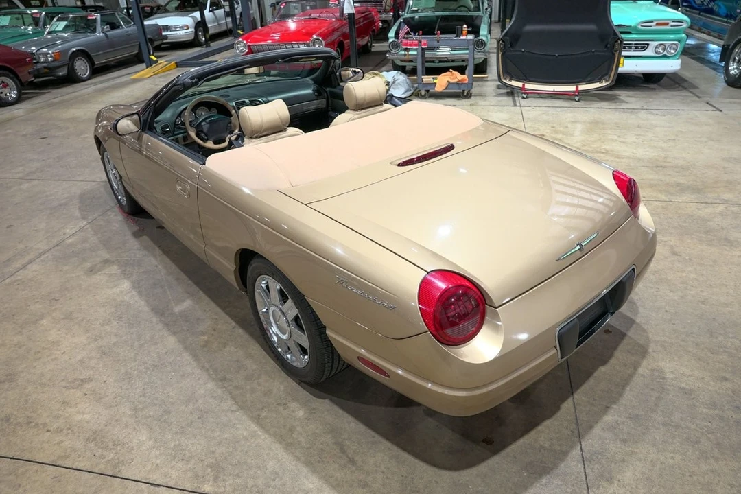 2005 Ford Thunderbird 11th Gen - Image 16 of 31