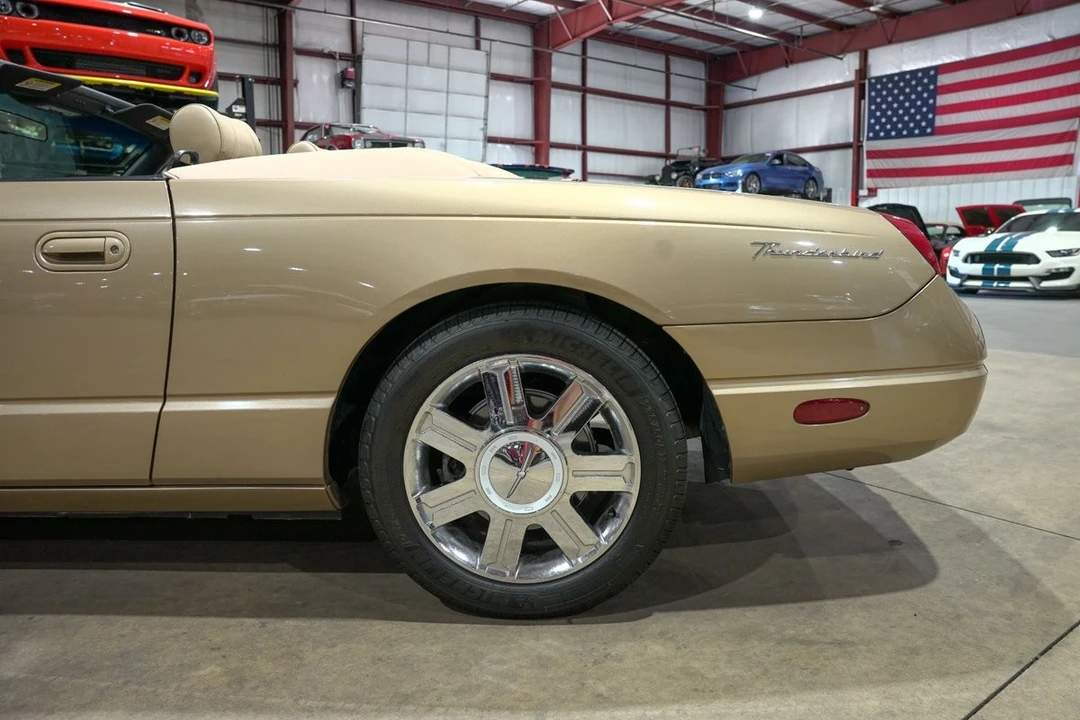 2005 Ford Thunderbird 11th Gen - Image 5 of 31