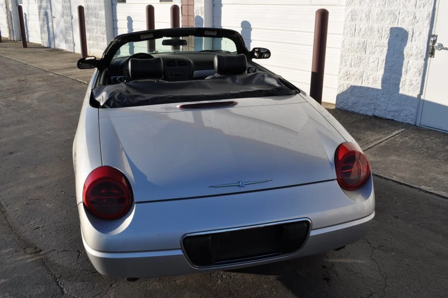 2005 Ford Thunderbird 11th Gen - Image 10 of 12