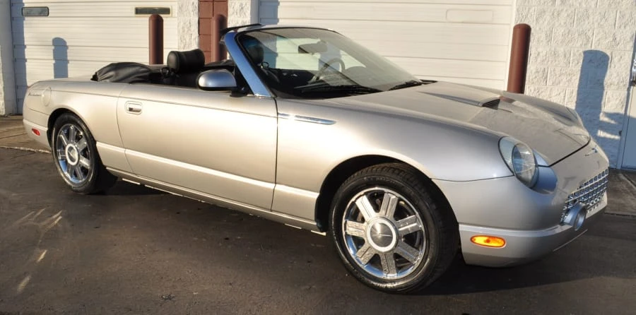 2005 Ford Thunderbird 11th Gen - Image 3 of 12
