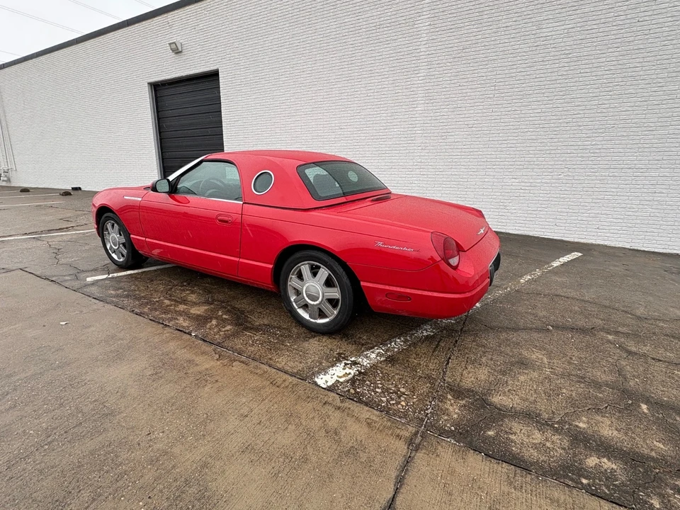 2005 Ford Thunderbird 11th Gen - Image 5 of 13
