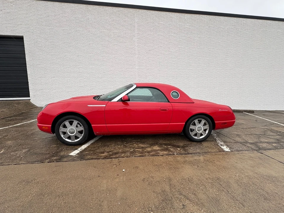 2005 Ford Thunderbird 11th Gen - Image 6 of 13