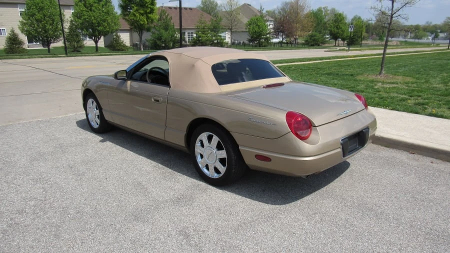 2005 Ford Thunderbird 11th Gen - Image 3 of 8
