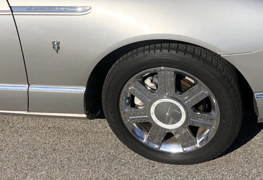 2005 Ford Thunderbird 11th Gen - Image 12 of 12