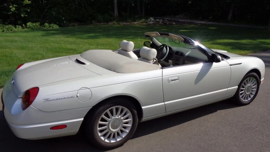 2005 Ford Thunderbird 11th Gen - Image 2 of 9