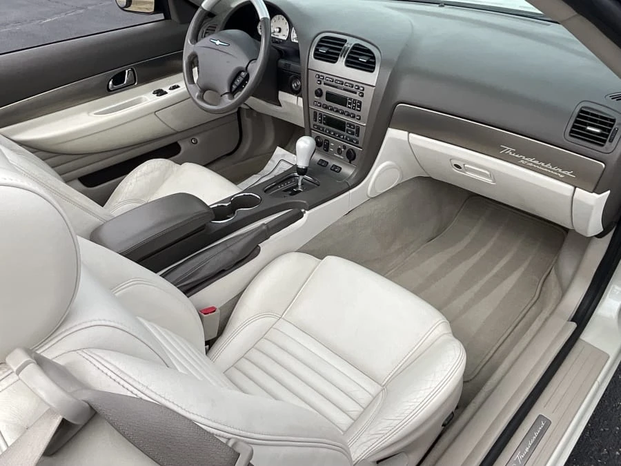 2005 Ford Thunderbird 11th Gen - Image 5 of 22