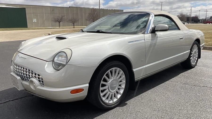 2005 Ford Thunderbird 11th Gen - Image 17 of 22
