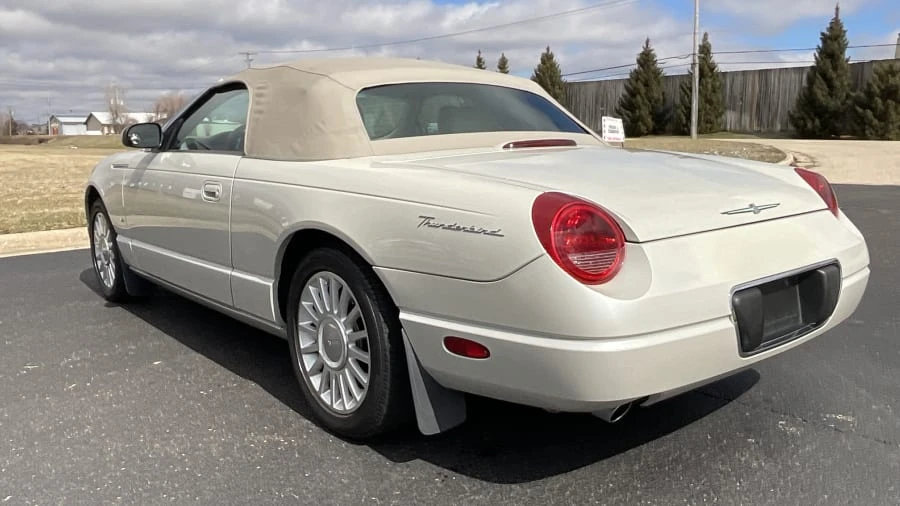 2005 Ford Thunderbird 11th Gen - Image 20 of 22