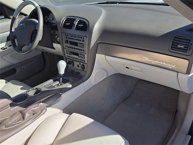2005 Ford Thunderbird 11th Gen - Image 13 of 21