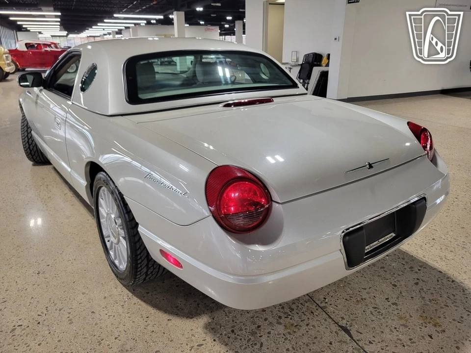 2005 Ford Thunderbird 11th Gen - Image 14 of 21