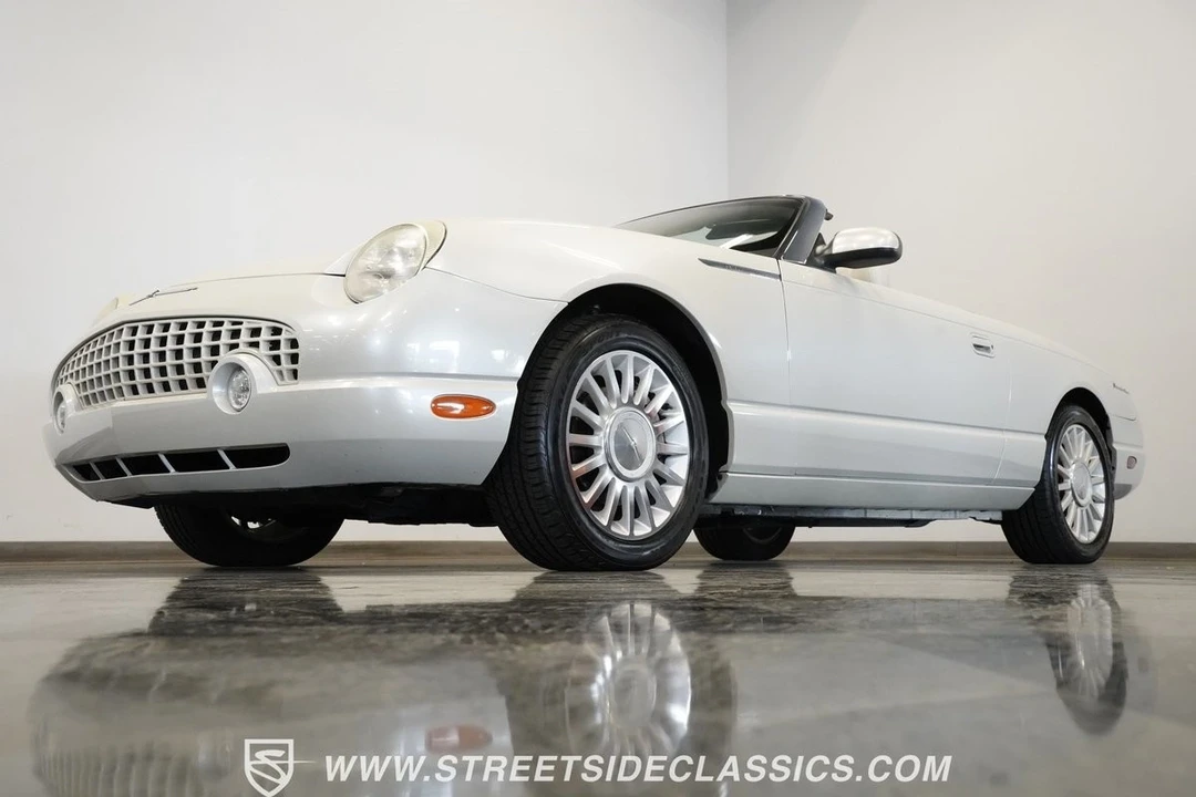2005 Ford Thunderbird 11th Gen - Image 6 of 12