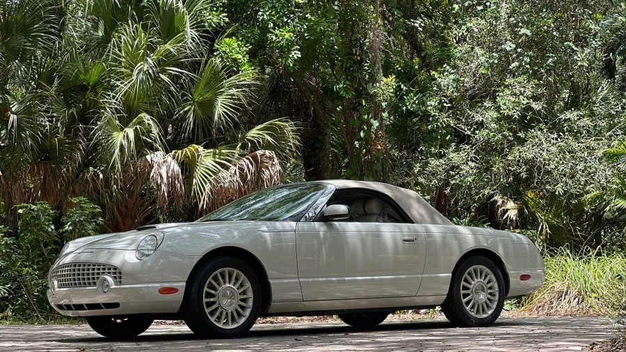 2005 Ford Thunderbird 11th Gen - Image 9 of 12